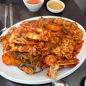 마산해물아구찜 통나무식당 사진 2