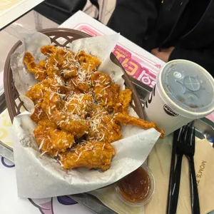 맘스터치LAB 대표 사진