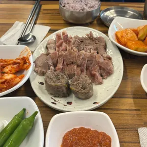 오복순대국 대표 사진