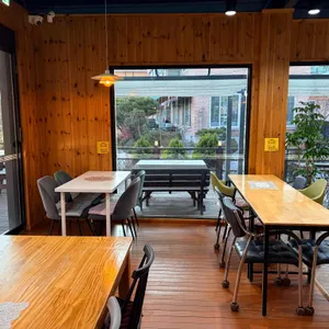 카페 레오 대표 사진