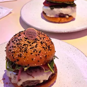 고든램지 버거 대표 사진