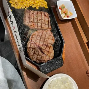 마초 스테이크 사진 1
