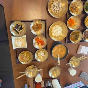 사월에보리밥 청밀당 대표 사진