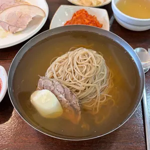 초로 사진