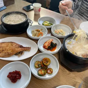 감나무식당 사진