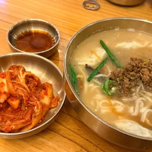 강남교자 대표 사진