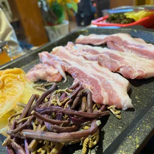 항아리숙성갈비 & 묵은지삼겹살 대표 사진