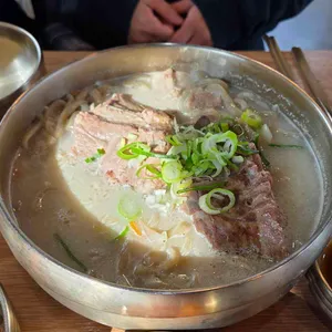 제주뼈칼국수 대표 사진