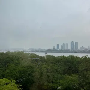 강변서재 대표 사진