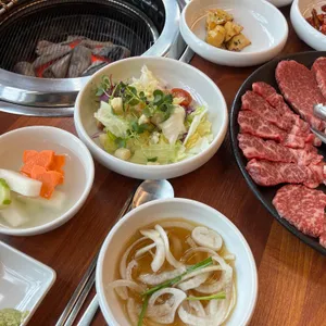 육판장 대표 사진