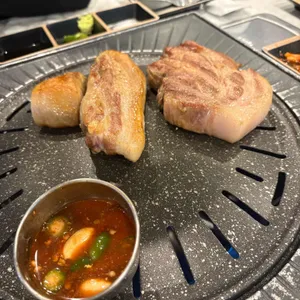 금돈흑돼지 대표 사진