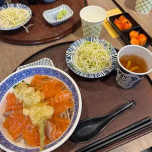 테바 사진