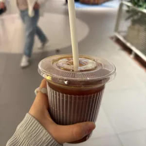 더커피 사진 1