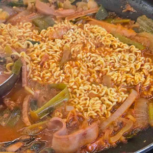 625부대찌개 사진