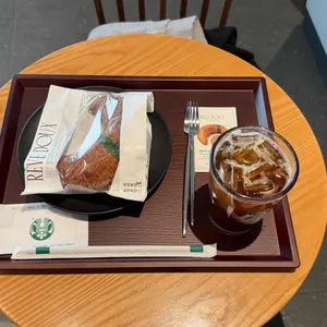 스타벅스 대표 사진