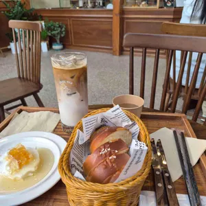 르븨밀크 대표 사진