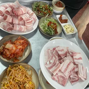 자매삼겹살 사진