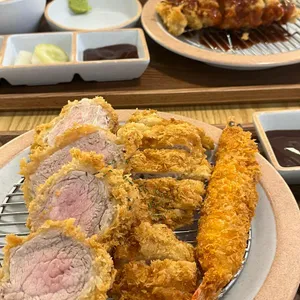정성카츠 사진
