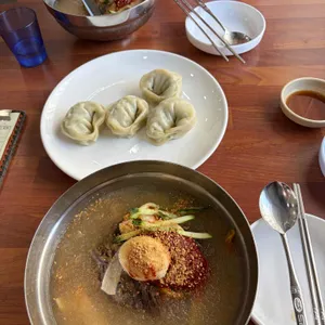 금성칡냉면 사진 1