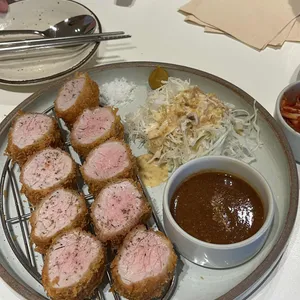료코 사진 2