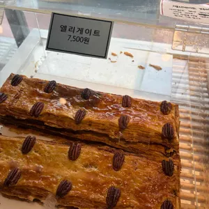 이동준베이커리 사진 1