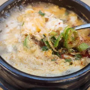 맷돌로만 사진