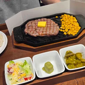 마초스테이크 사진