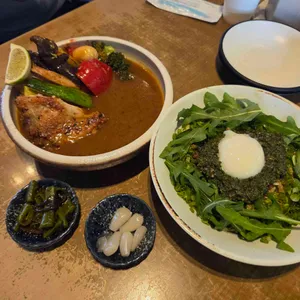 료미 대표 사진