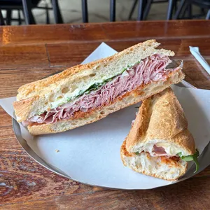 소금집 델리 대표 사진