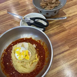 밀양동래밀면 사진 1