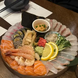 낼름 사진