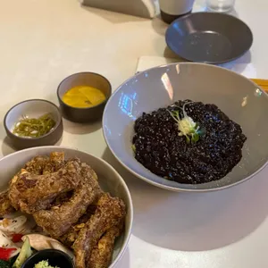 찌엔용 대표 사진