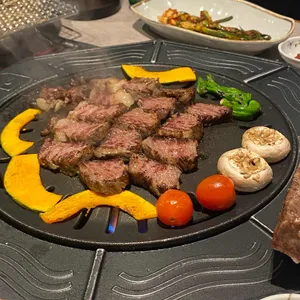 고결 대표 사진