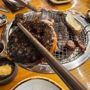 작제도 흑돼지 장작구이 사진