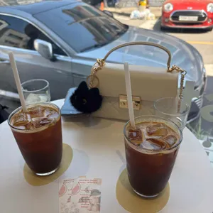 눜커피 사진