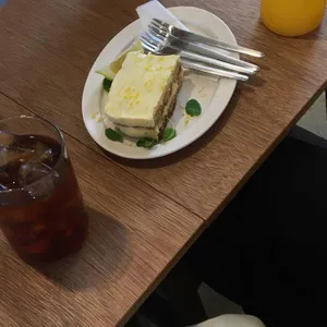 런치 대표 사진