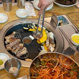 맛찬들왕소금구이 대표 사진