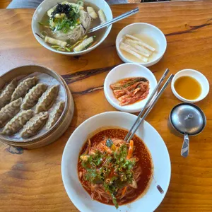 인덕원비빔국수 대표 사진