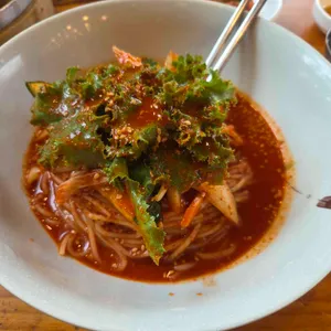 인덕원비빔국수 대표 사진