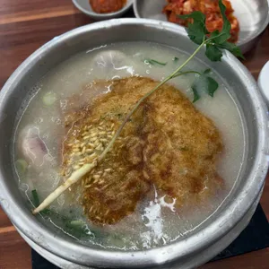 이우철한방누룽지삼계탕 사진 1