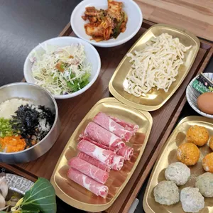 온정반샤브칼국수 사진 1