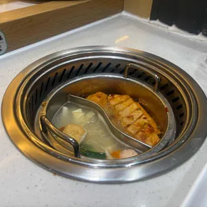 상상라오 회전훠궈구이 사진