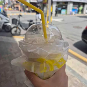 메가커피 대표 사진