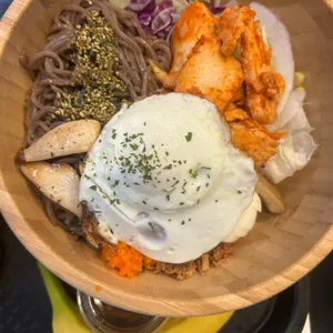 샐러리아 사진 1