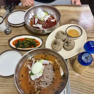 윤호네착한메밀 사진 1
