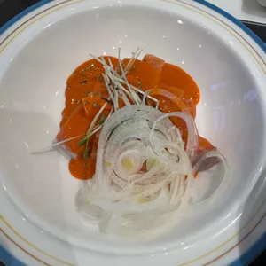 육회바른연어 사진 1