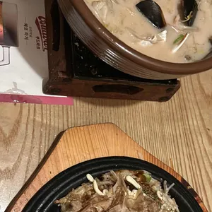 자쿠와 사진