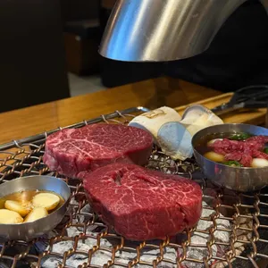 명인등심 사진