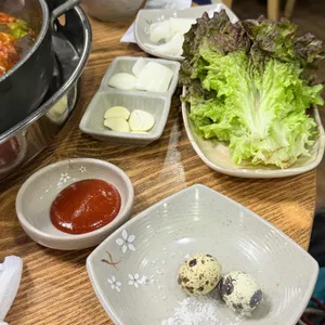 전통춘천닭갈비 대표 사진