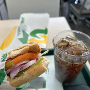 써브웨이 대표 사진